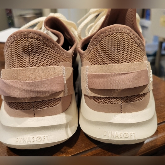 New Balance Nergize Sport Pink Slip On Sneakers Size 11 - Picture 5 of 8